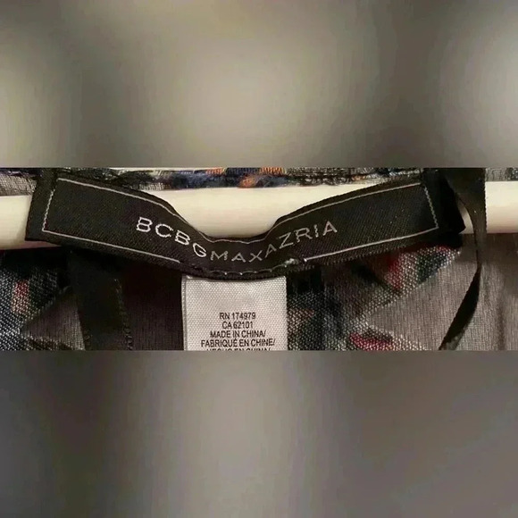 BCBGMaxAzria Sheer Black Boho Intricate Floral Print Kimono With Cap Sleeves; OS - Picture 3 of 6